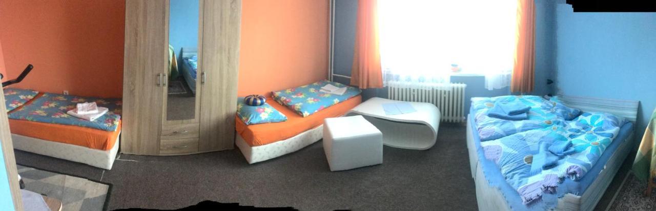 Housing Hella Apartment Nová Lesná Exterior foto